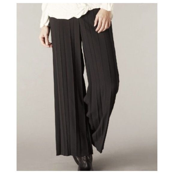 Babette Pants - Babette Plisse Pleated Black Pants